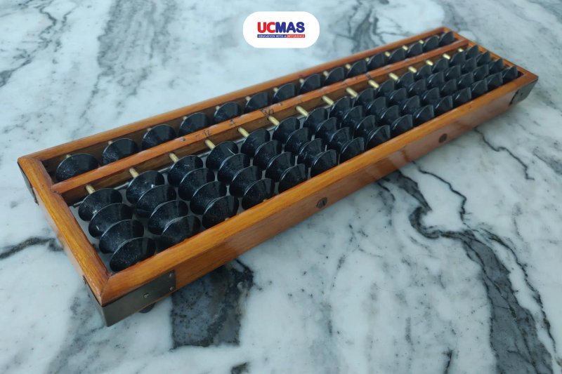 so-sanh-toan-tu-duy-ucmas-finger-math-soroban-chon-phuong-phap-nao-truyenchuonl-com-0-1