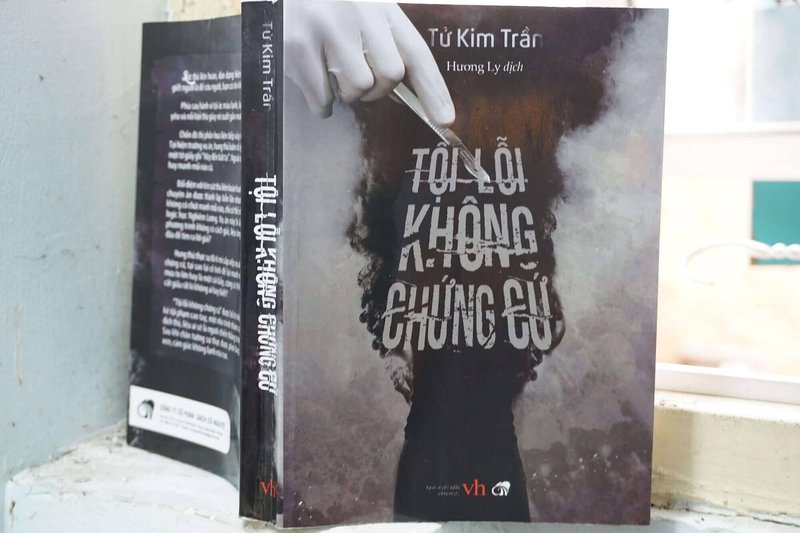 toi-loi-khong-chung-cu-giai-ma-tam-ly-toi-pham-qua-lang-kinh-tieu-thuyet-cua-tu-kim-tran-truyenchuonl-com-0-1